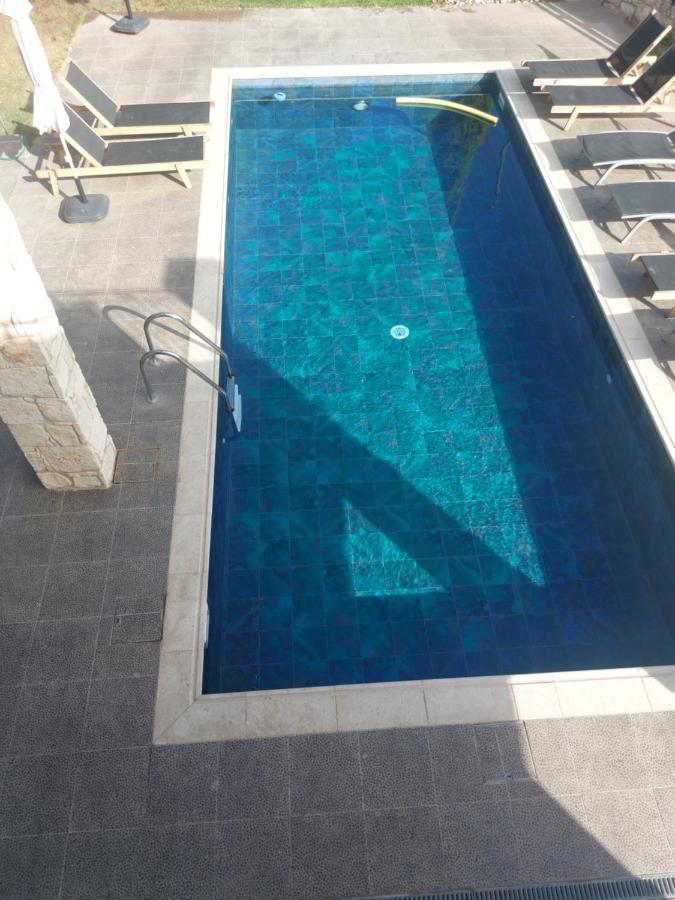 Villa Angela Dhrousha Екстер'єр фото